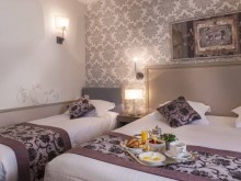 Hotel Monceau Wagram Arc De Triomphe  Paris