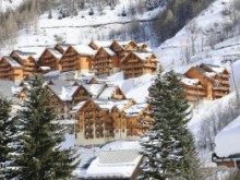 Hotel Hameau Et Chalets De La Vallee D'or