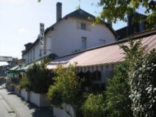 Hotel Logis Auberge Des Vieux Chenes