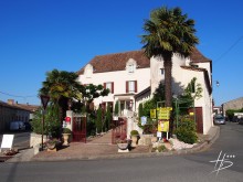 Hotel Logis Hostellerie Des Ducs