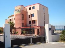 Hôtel Les Balladins Restaurant L'hacienda  Châteauneuf-les-martigues