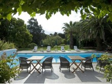 Hotel La Bastide Des Salins