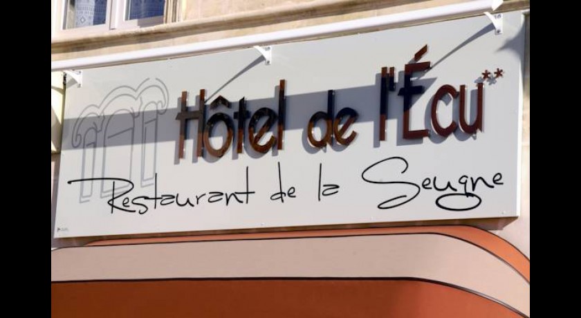 Hotellerie De L'ecu  Jonzac