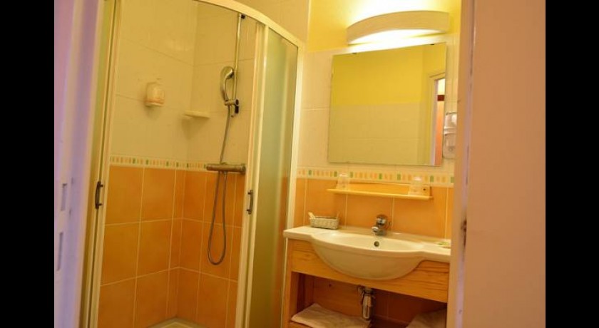 Hotel Beausejour  Le béage