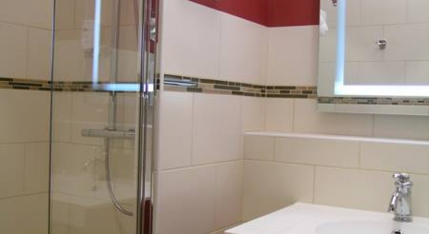 Hôtel Le Sphinx  Montélimar