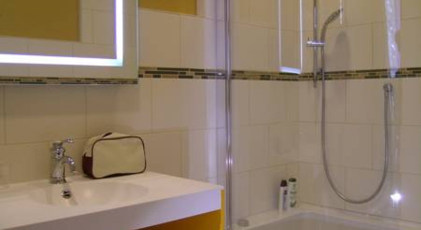 Hôtel Le Sphinx  Montélimar