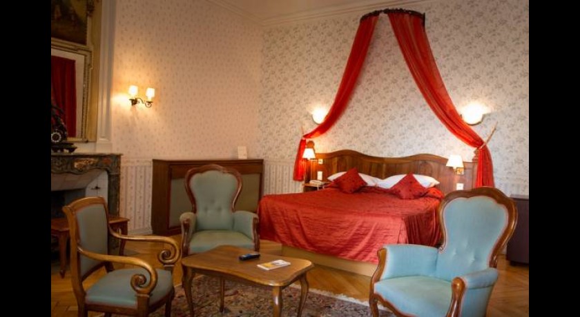 Hôtel Le Sphinx  Montélimar