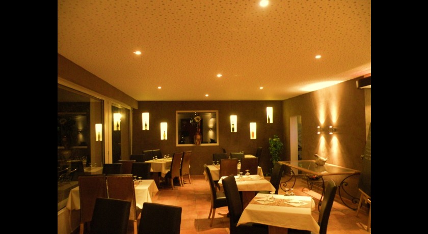 Hôtel-restaurant Le Printemps  Montélimar