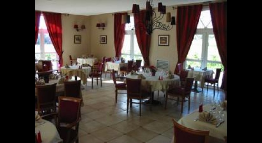 Hôtel-restaurant Le Domaine De Vivande  Marsanne