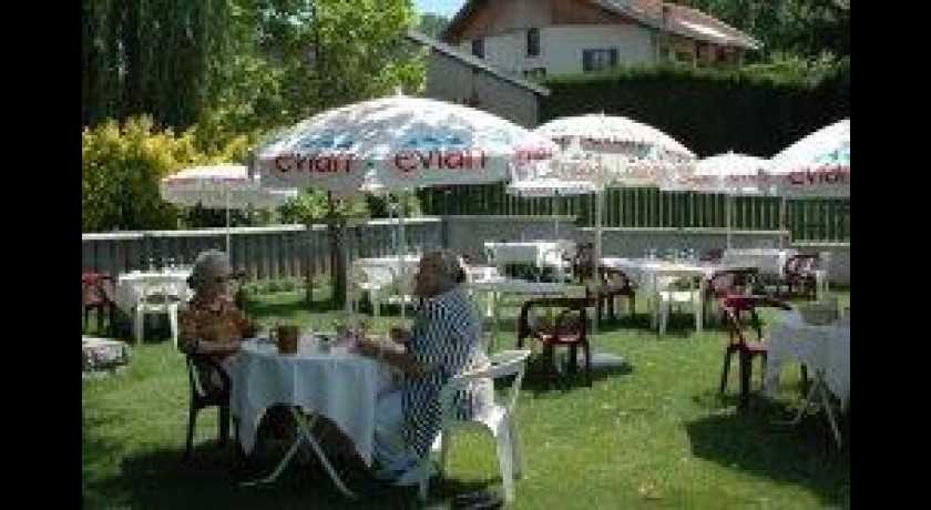 Résidence Hôtel-restaurant Le Tilleul  Publier