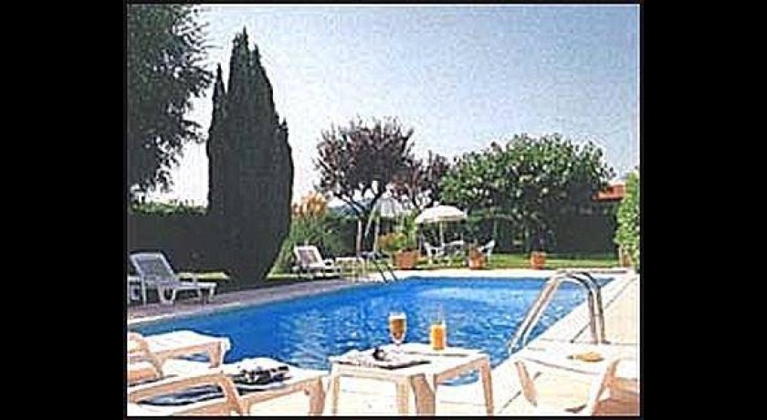 Hôtel Horizon 117 à Lorp-Sentaraille : Relaxation et Gastronomie au Cœur des Pyrénées