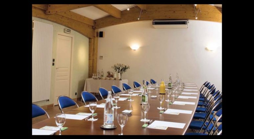 Hôtel du Commerce Saint-Gaudens | Charme, Confort & Spa aux Pieds des Pyrénées