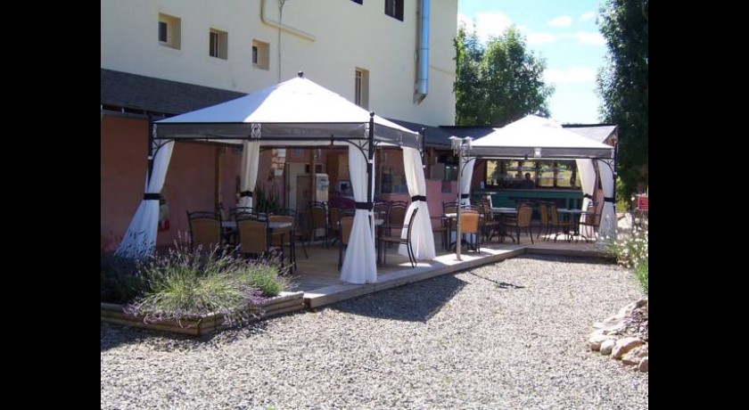 Hôtel La Tour du Loup en Ariège : Calme, Confort et Nature au Cœur des Pyrénées