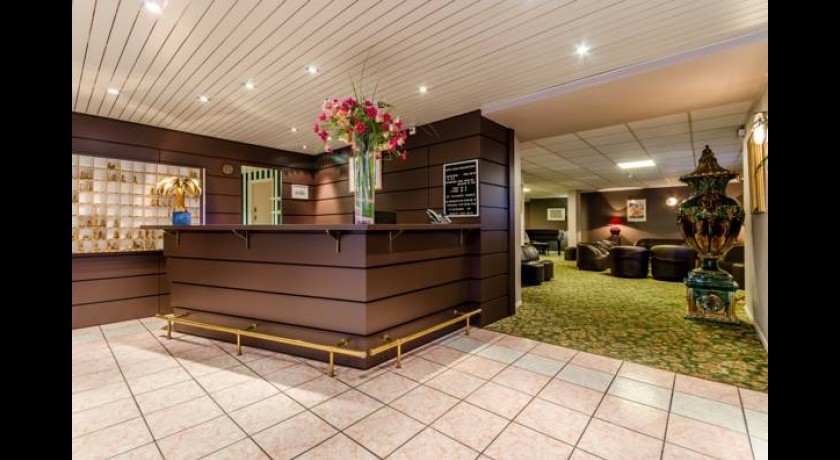 Hôtel Croix des Bretons à Lourdes - Séjour Confort 3 Étoiles Proche de la Grotte de Massabielle