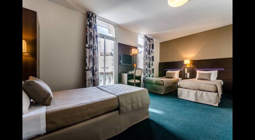 Hôtel Croix des Bretons à Lourdes - Séjour Confort 3 Étoiles Proche de la Grotte de Massabielle