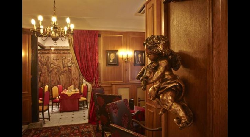 Grand Hôtel De Champagne  Paris