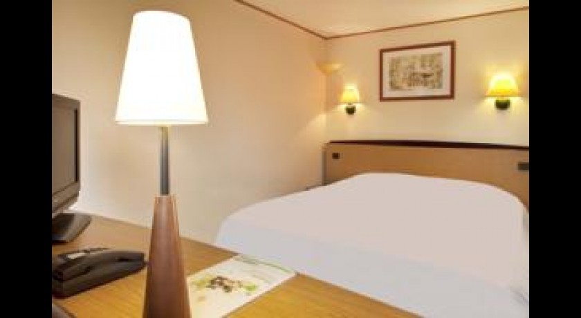 Hotel Campanile Valenciennes - Rouvignies 