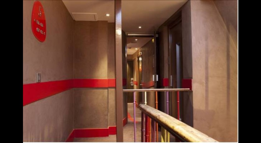 Hôtel Le Rocroy **** Paris | Chambres Confort et Spa | Gare du Nord et Gare de l'Est