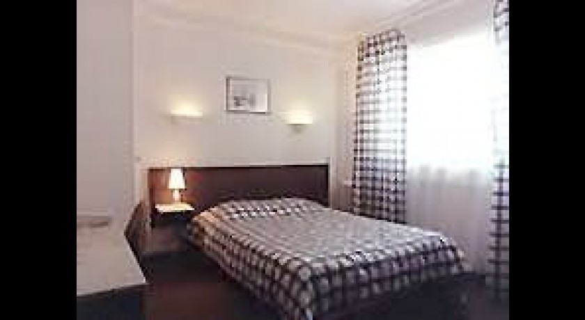 Hotel De Bordeaux  Rouen