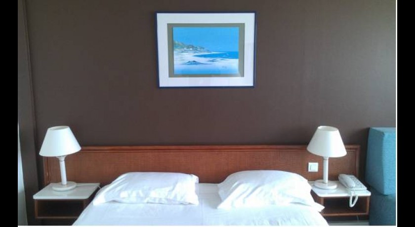 Hôtel de l'Europe à Dieppe - Séjournez face à la mer et profitez de la plage à deux pas