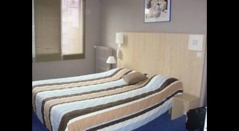 Hotel De Quebec  Rouen