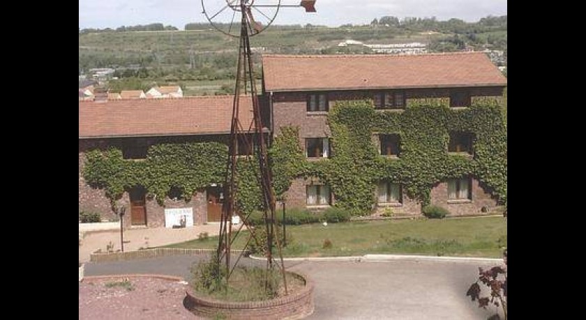 Hotel L'eolienne  Rouxmesnil-bouteilles