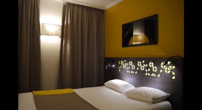 Hôtel Eiffel Capitol *** - Séjournez au cœur de Paris avec 15% de réduction - Site Officiel