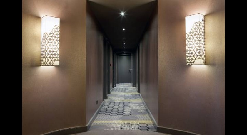 Hôtel Eiffel Capitol *** - Séjournez au cœur de Paris avec 15% de réduction - Site Officiel