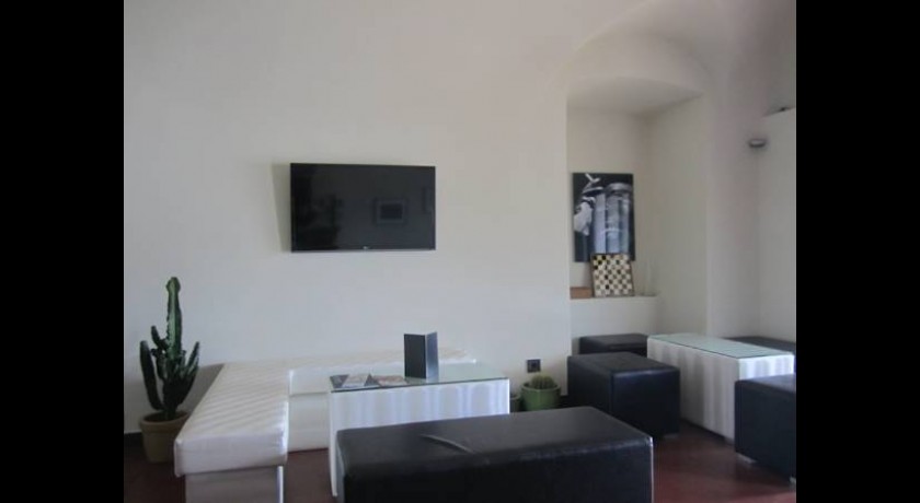 Hôtel Balanea Calvi : Vue Imprenable sur la Mer et Luxe au Coeur de la Corse