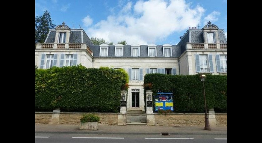 Hôtel Parc Des Marechaux  Auxerre