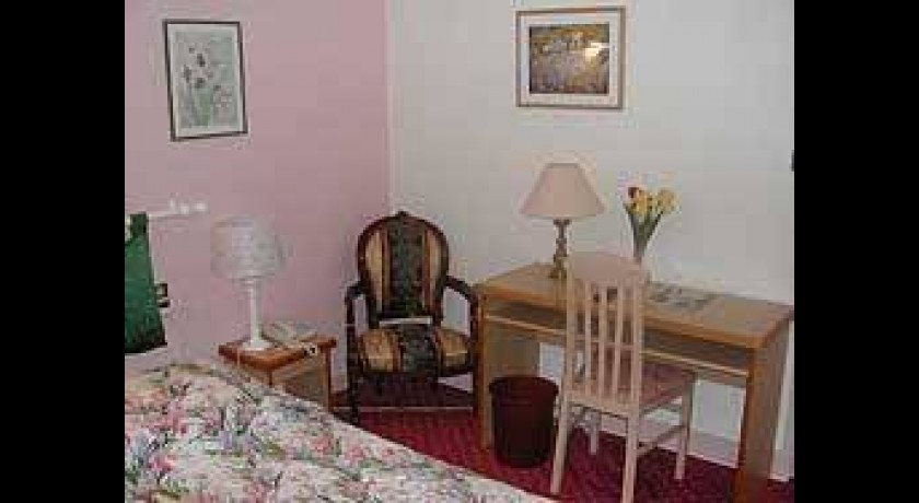 Hotel Chez Bach  Chaussin