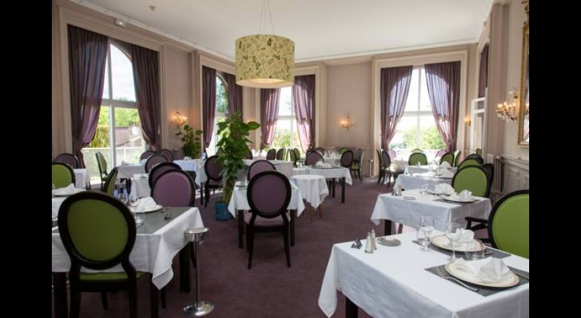 Hotel Restaurant Cosmos - Contrexeville  Contrexéville