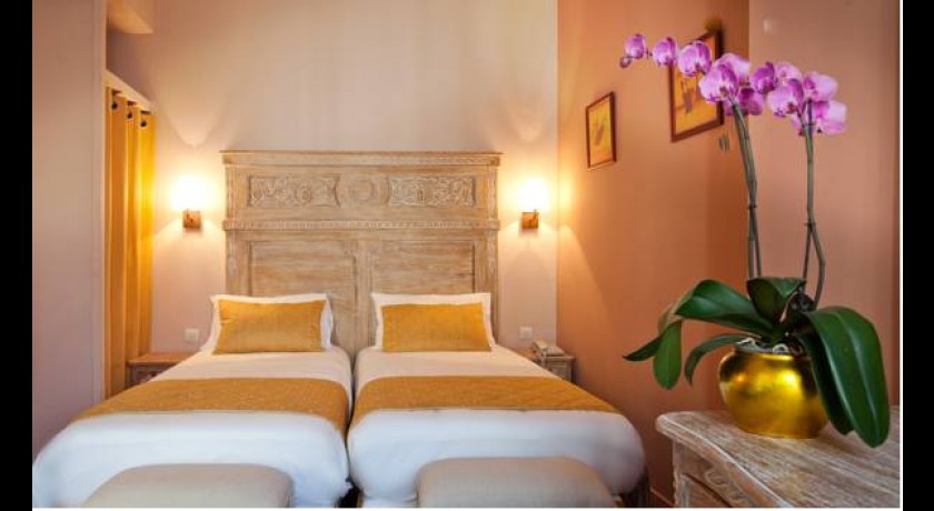 Hôtel Plaza Opéra Maubeuge  Paris