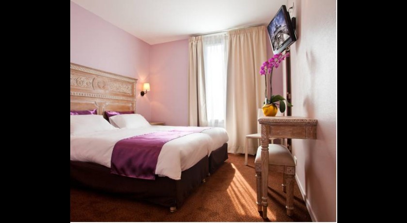 Hôtel Plaza Opéra Maubeuge  Paris