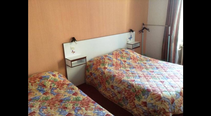 Hotel De La Gare  Montluçon