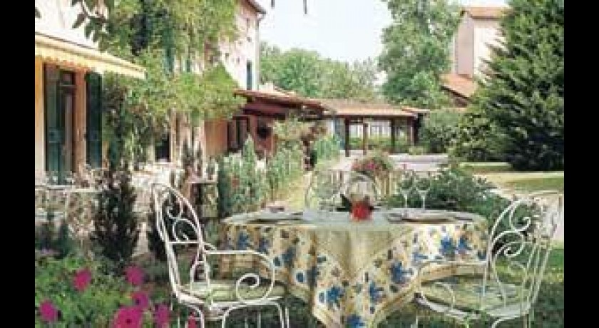 Hotel Le Parc De Geoffroy  Thiers