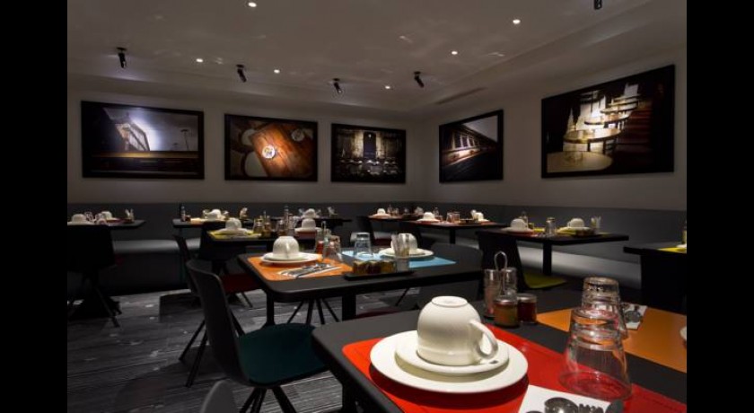 Hôtel Sully Saint Germain  Paris