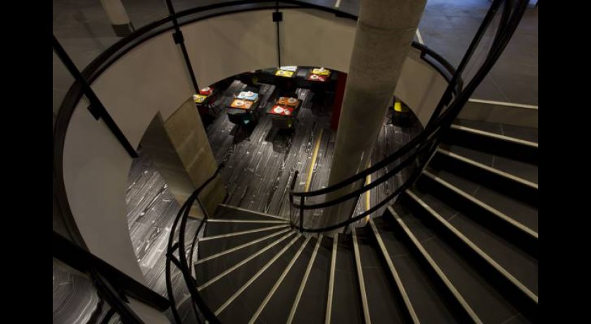 Hôtel Sully Saint Germain  Paris