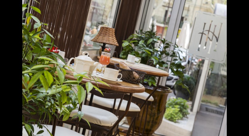 Hôtel de l'Horloge Avignon - Charme 4 étoiles au cœur de la Provence