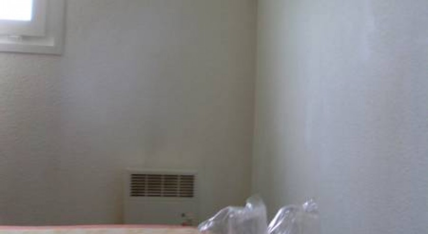 Hotel Mister Bed Bourges  Le subdray