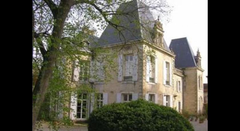 Hotel Château De Saint-michel De Lanès  Saint-michel-de-lanès