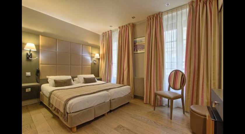 Hôtel Villa Margaux Opéra Montmartre  Paris