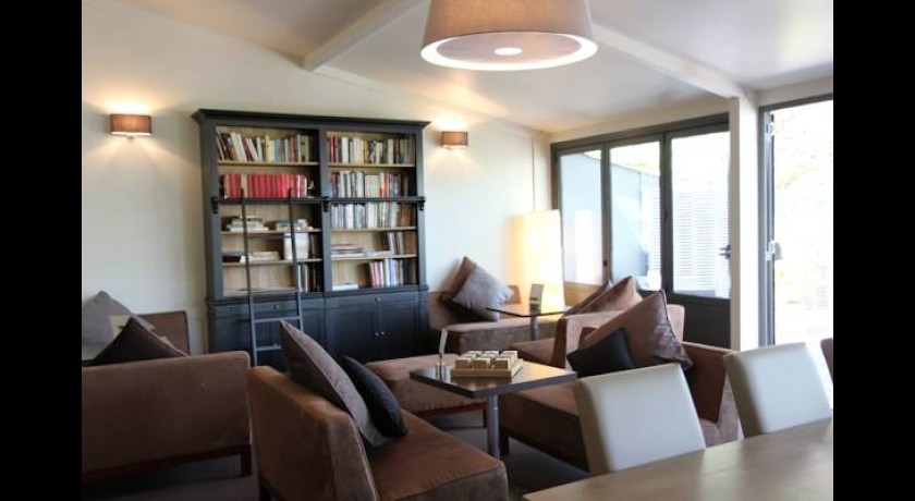 Inter-hotel Amarys Buc 