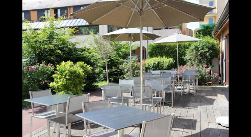 Inter-hotel Amarys Buc 