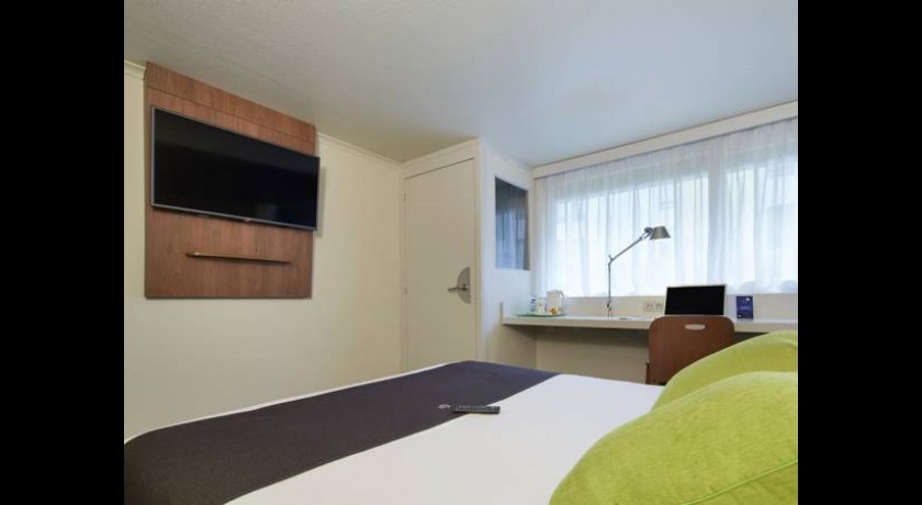 Séjour Confortable et Écoresponsable au Campanile Clermont-Ferrand Le Brézet