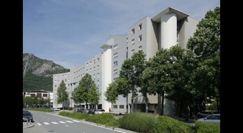 Hotel Residhome Grenoble Marie Curie 