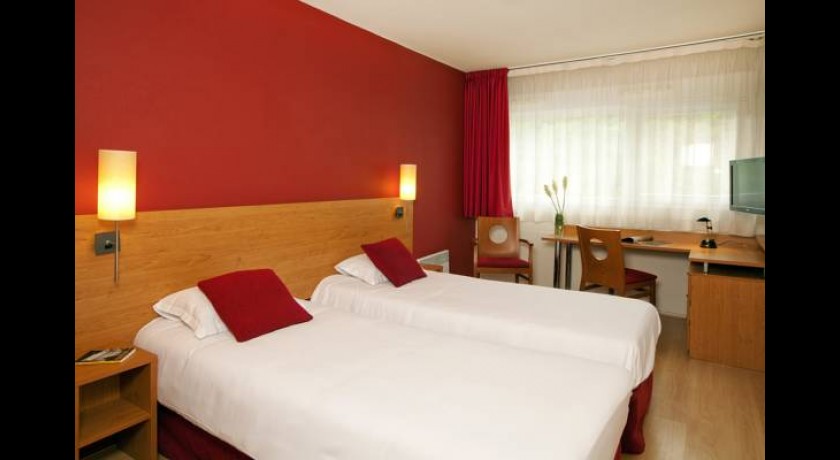 Hotel Residhome Poitiers Lamartine 