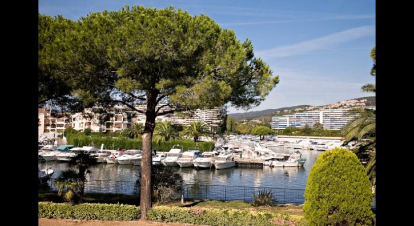 Résidence Carré Marine  Cannes