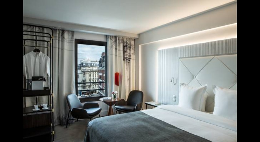 Hotel Ramada Paris Tour Eiffel 