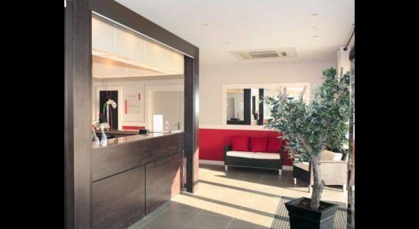 Hotel Park&suites Village Rousset 